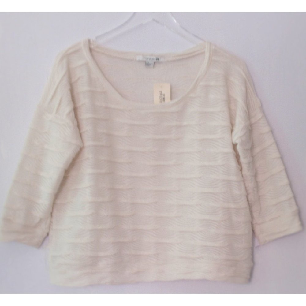 FOREVER 21 CREAM 3D PINTUCKED NOVELTY KNIT SWEATER L - Picture 9 of 9